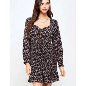 Blush Covered In Flowers Boho Black Floral Smocked Long Sleeve Mini Dress Sz L